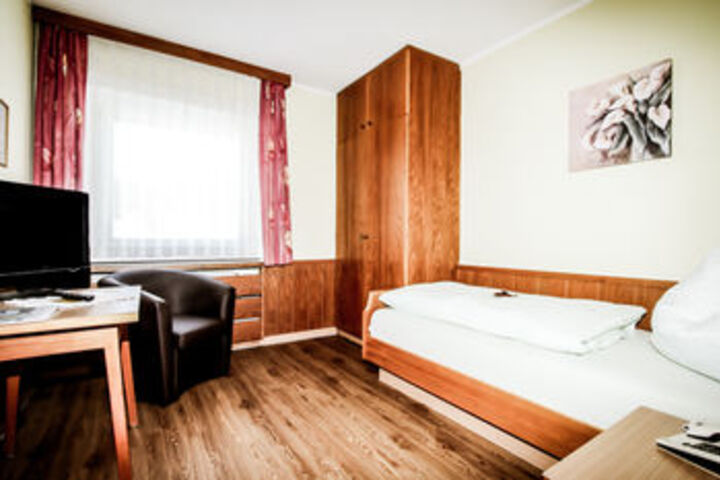 Room 40 of 69