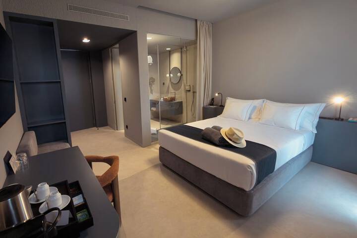 Room 9 of 51