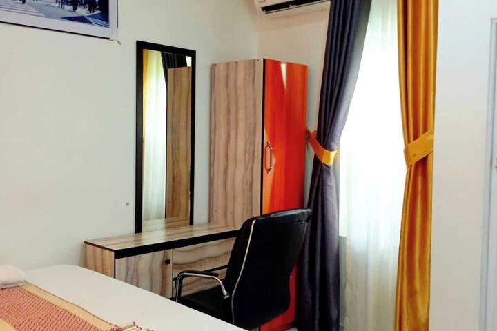 Room 3 of 45