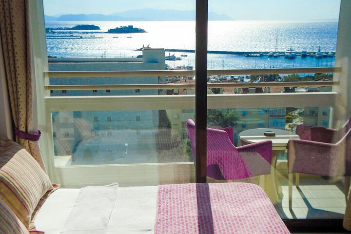 Porteras Hotel in Kusadasi