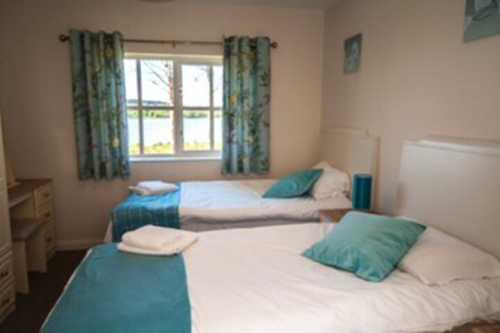 Room 35 of 47