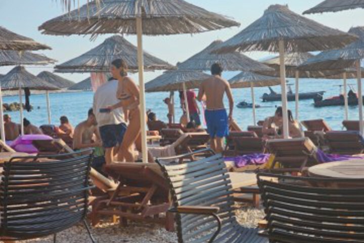 Beach 75 of 88