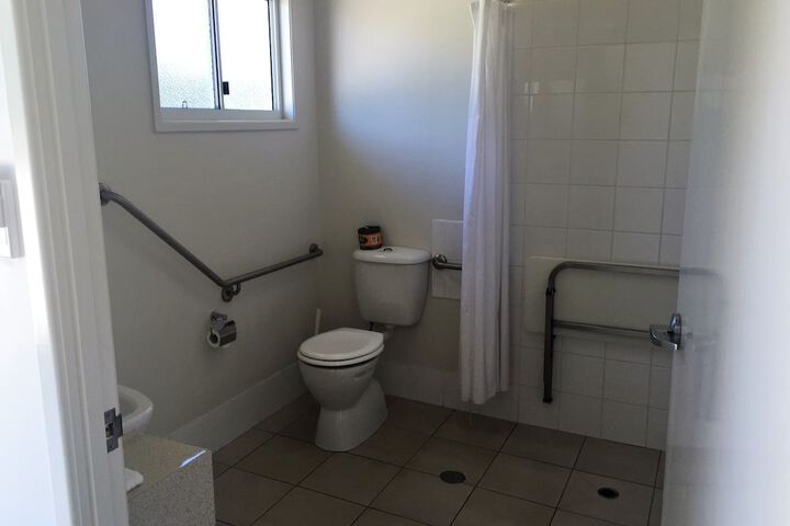 Room 10 of 21