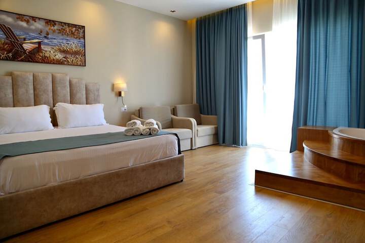 Room 58 of 182