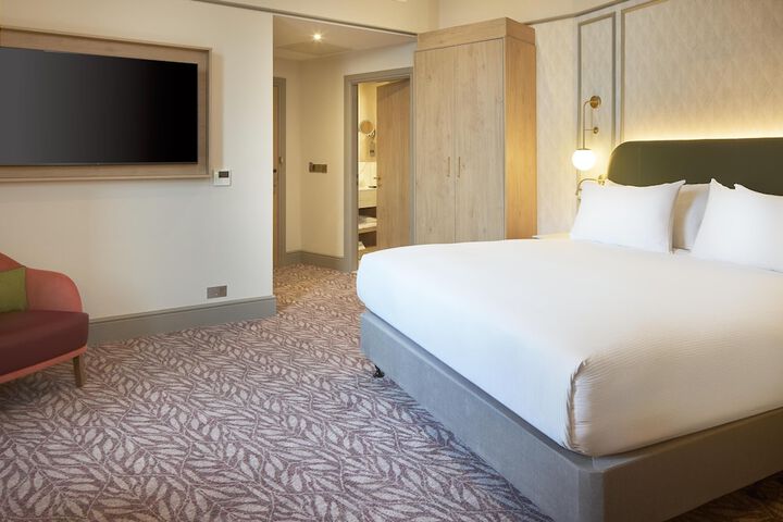 Room 43 of 75