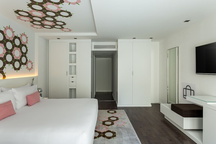 Room 38 of 73
