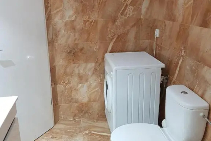 Room 7 of 15