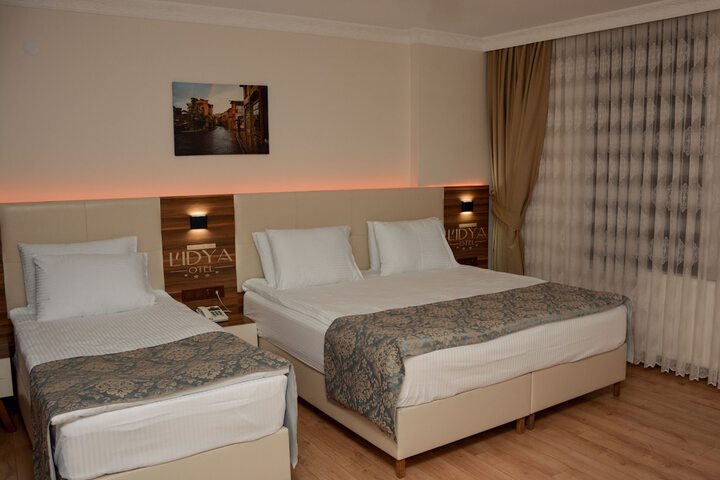 Room 7 of 17