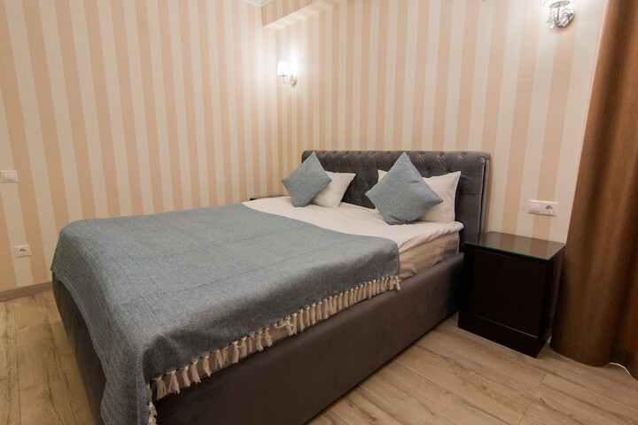 Room 45 of 151