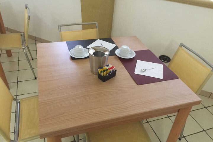 Breakfast/Coffee Service 29 of 55