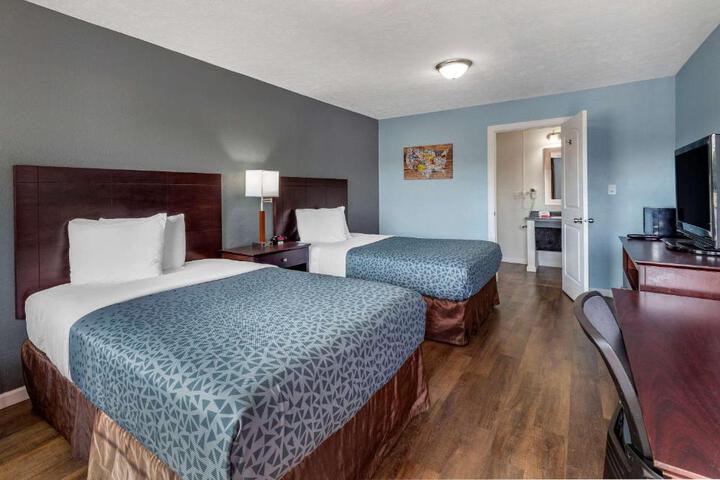 Efficiency Deluxe 2 Double Beds (6 of 21)