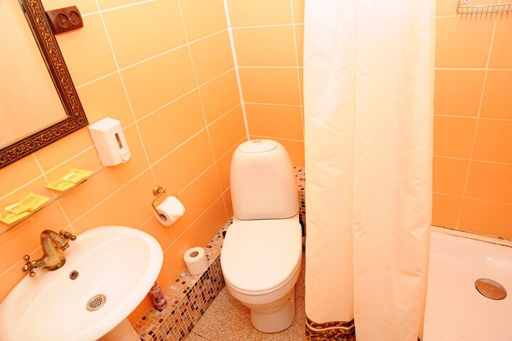 Room 30 of 60