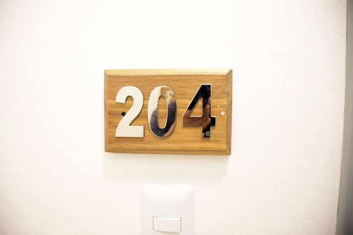 Room 25 of 72