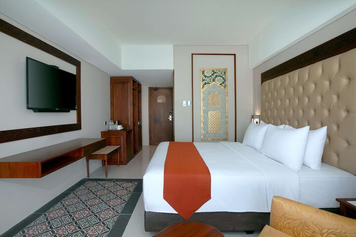 Room 16 of 42