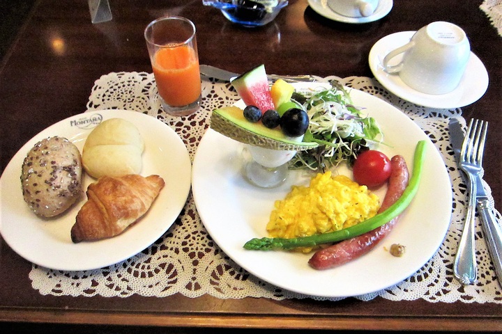 breakfast