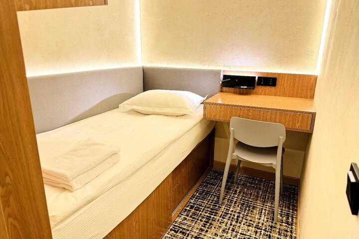 Room 4 of 21