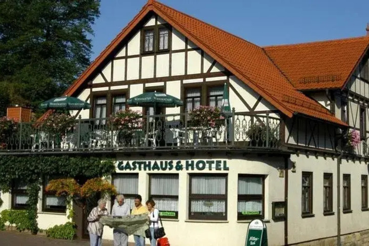 HOTEL KLOSTERBRAEU