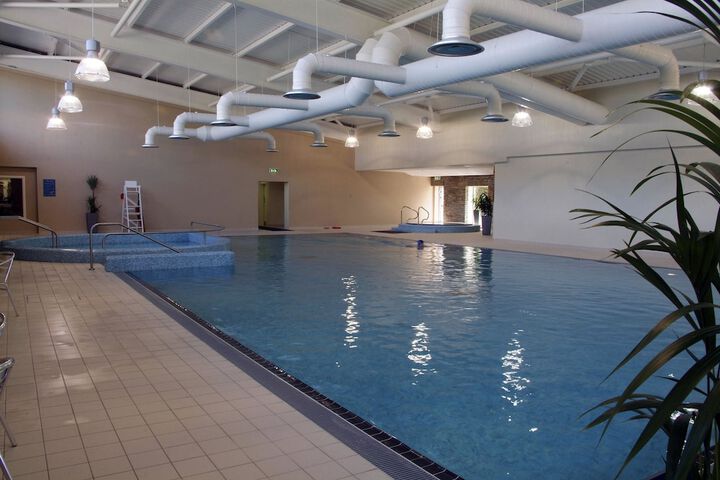 Pool 7 of 16