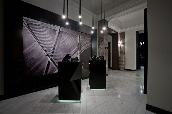 Guest Lobby