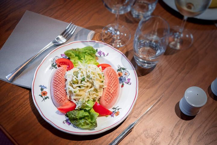 Dining 61 of 81