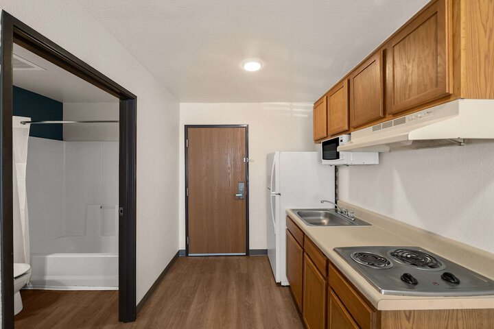 Standard Room, King or Two Doubles (1 of 27)