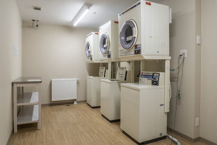 Laundry 14 of 37