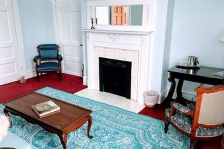 Room 22 of 49