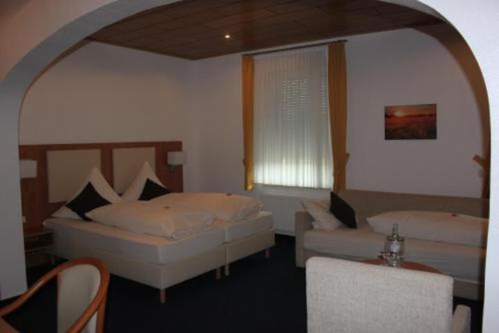 Room 18 of 20