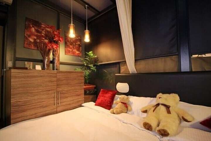 Room 70 of 115