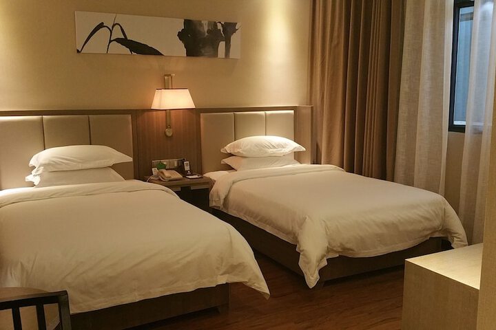 Room 17 of 92