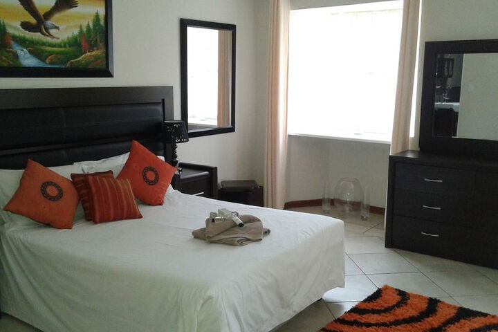 Room 5 of 20