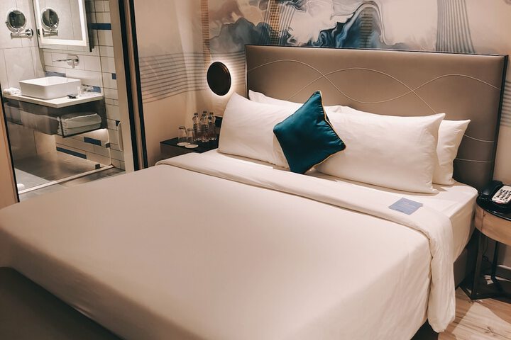Room 14 of 29