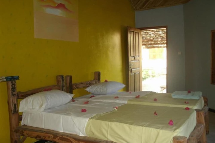 Room 2 of 12