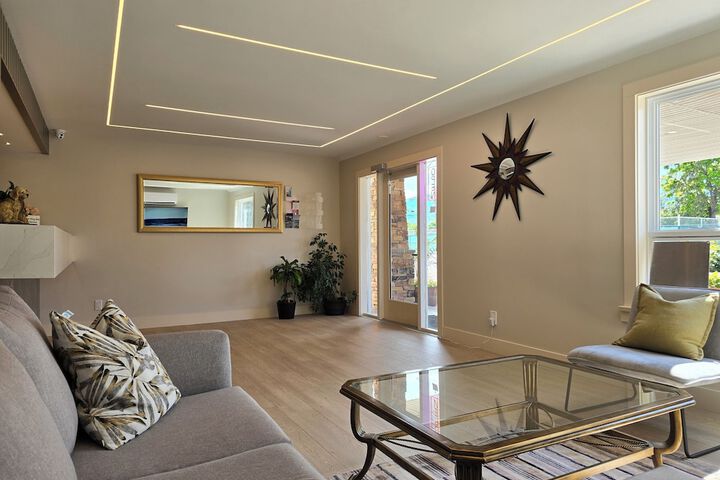 Hotel Interior 4 of 104