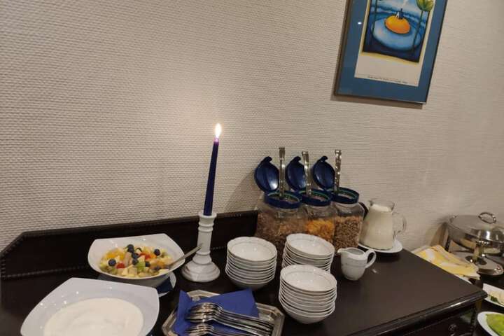 Breakfast buffet
