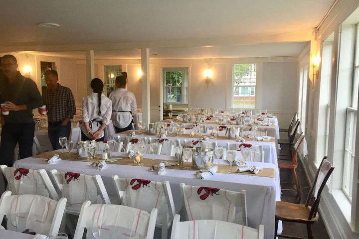 Ballroom/Hall 77 of 109