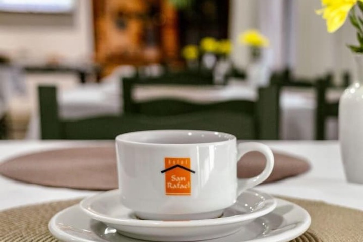 Breakfast/Coffee Service 53 of 63