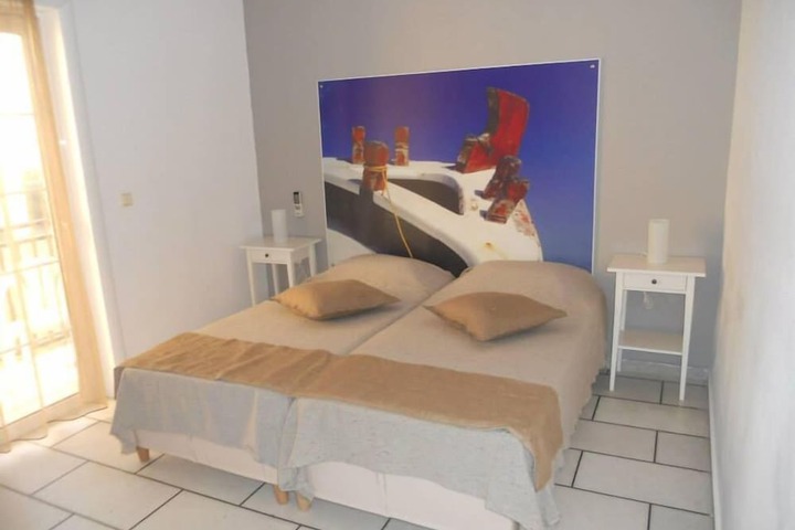 Room 13 of 60