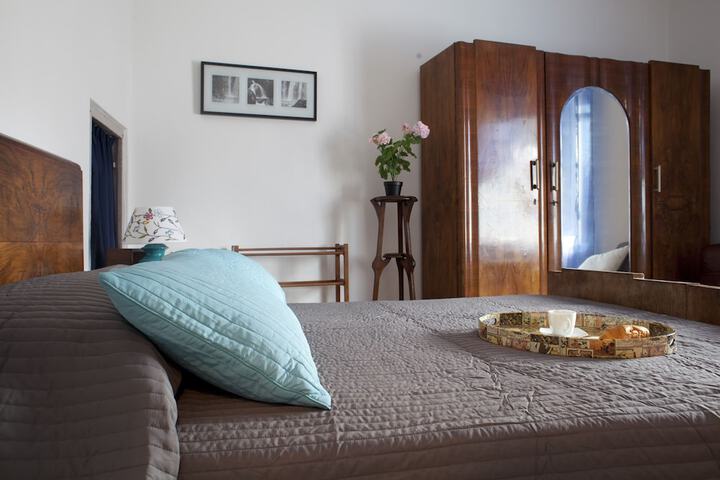 Room 20 of 42