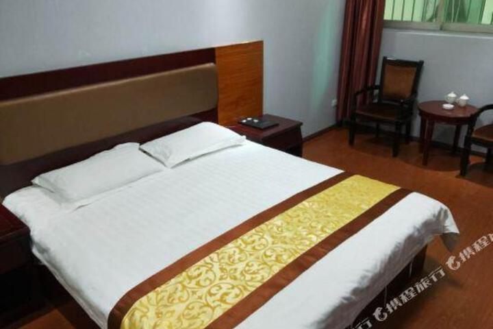 Anyi Star Chain Hotel