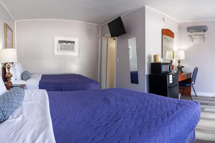 Room 8 of 37