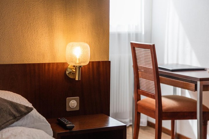 Room 18 of 53