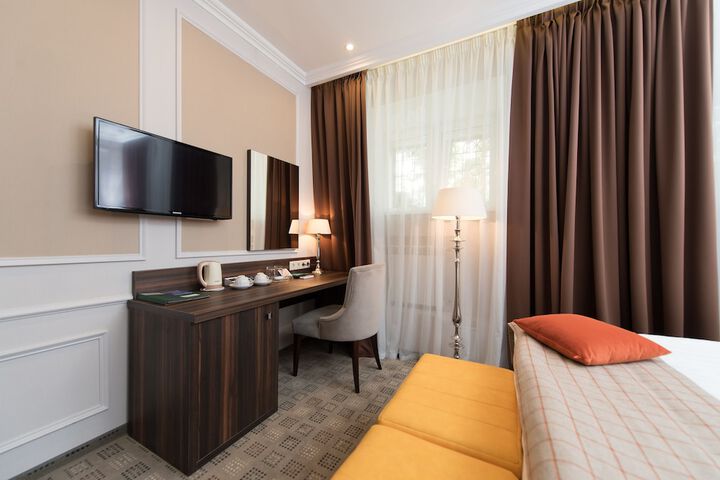 Room 16 of 55