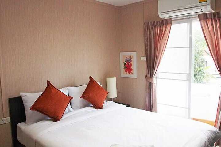 Room 6 of 31