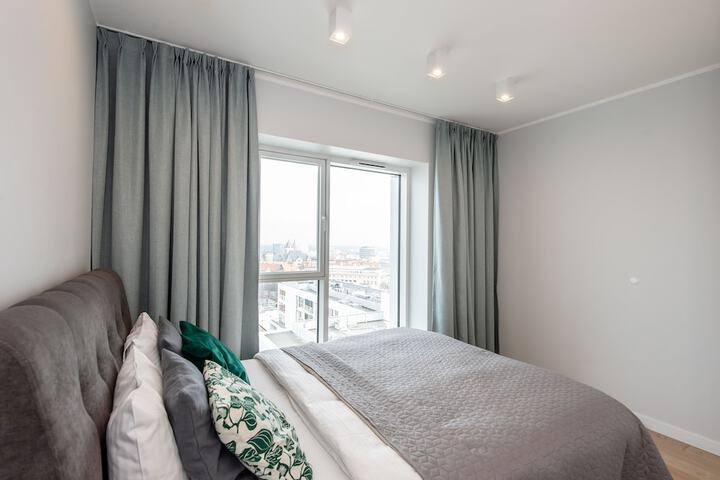 Room 20 of 155