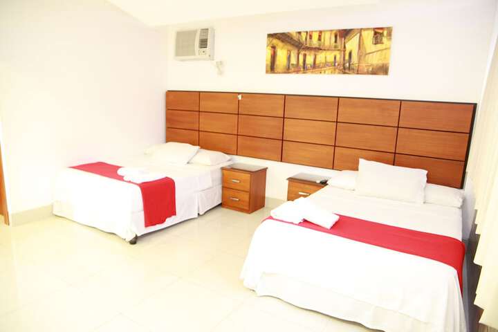 Room 8 of 40