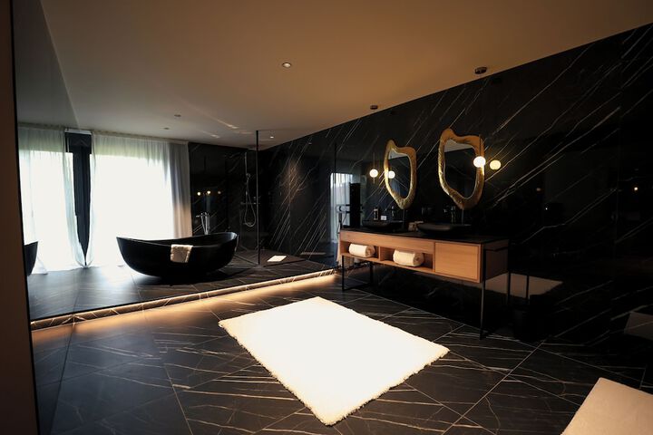Room 29 of 47