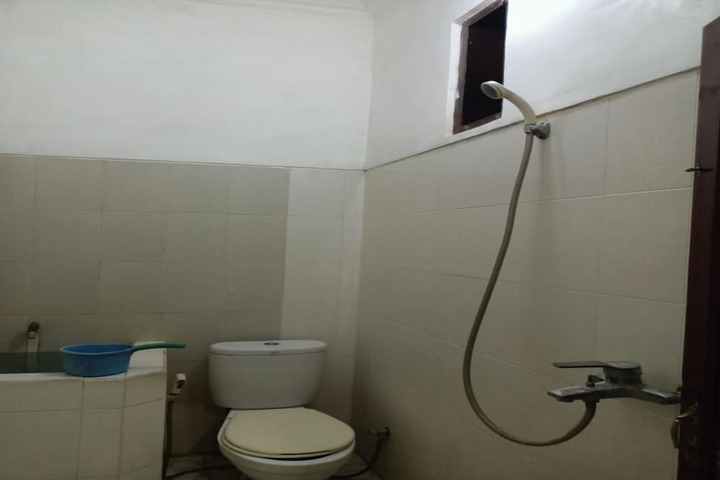 Room 14 of 22