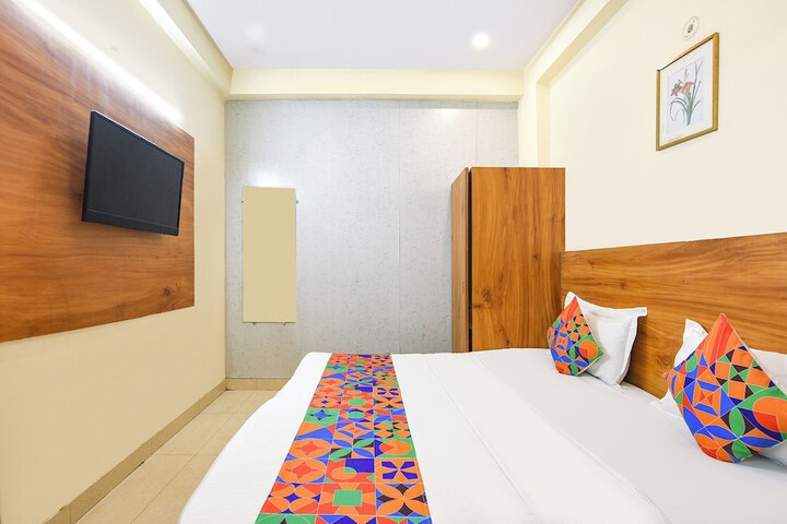 Room 20 of 31