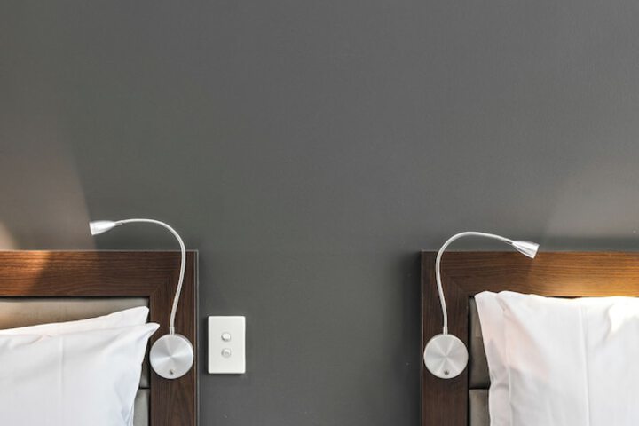 Room 11 of 40